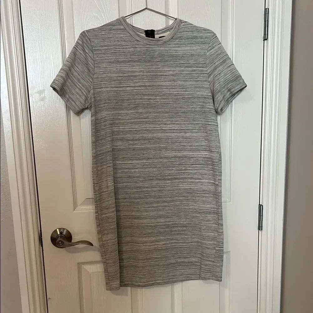 Forever 21 Gray Striped Women's Dress